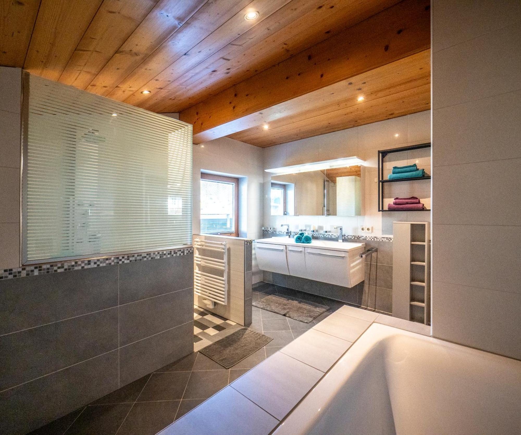 Ferienwohnung Zillertal - Schwemberger ฟือเกน ภายนอก รูปภาพ