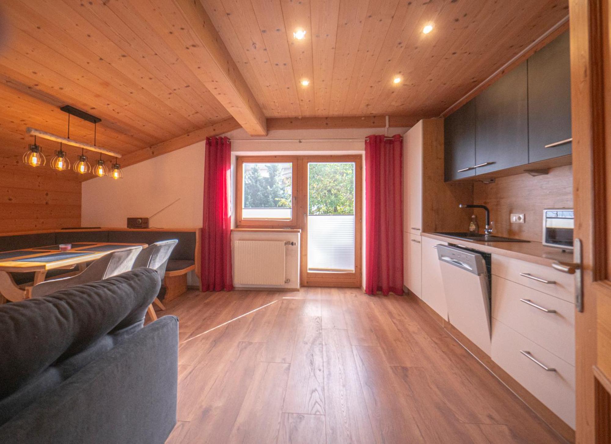 Ferienwohnung Zillertal - Schwemberger ฟือเกน ภายนอก รูปภาพ